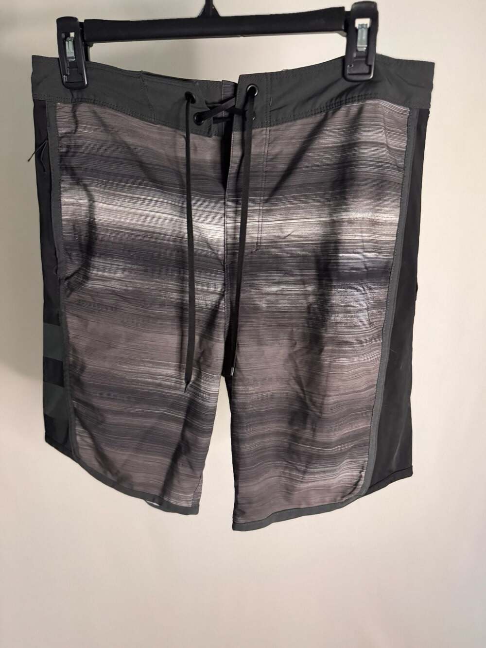 Hurley Phantom Grey Striped Board Shorts Size 29